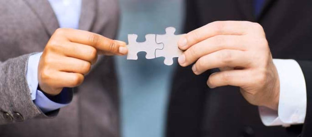 ¿Qué es el negocio híbrido con un ejemplo?