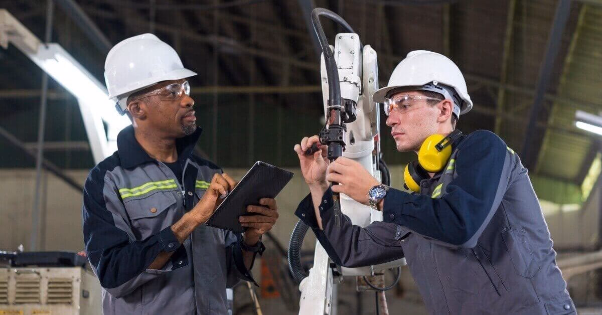 ¿Cuál es el campo laboral de un ingeniero mecánico?