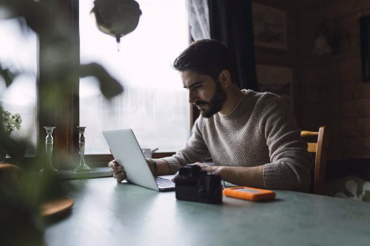 ¿Cómo convertirse en un retocador digital?