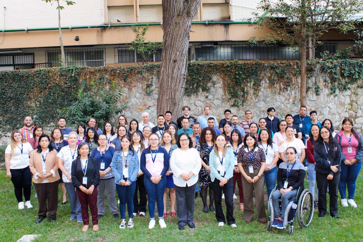 Is San Juan de Dios private?