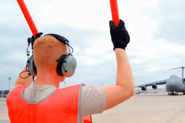 ¿Cuántas horas trabaja un agente de rampa?