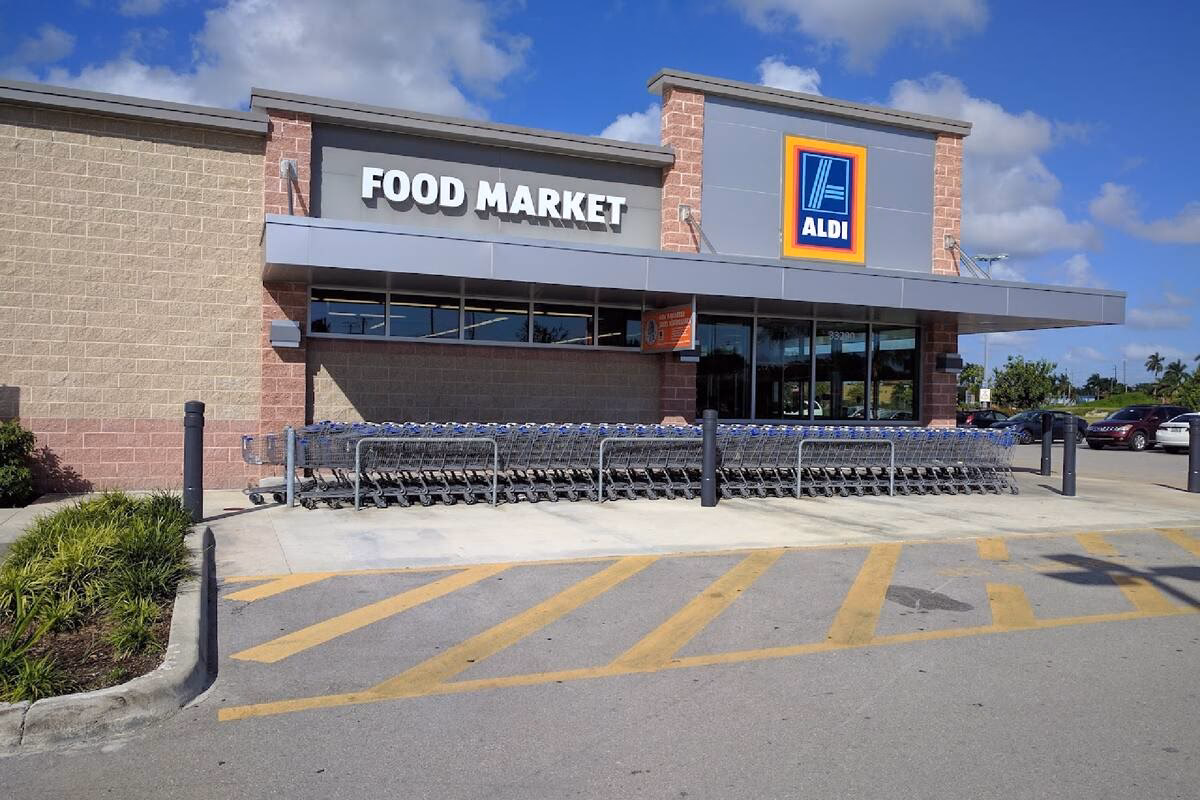 ¿Cómo puedo contactar con Aldi para solicitar empleo?