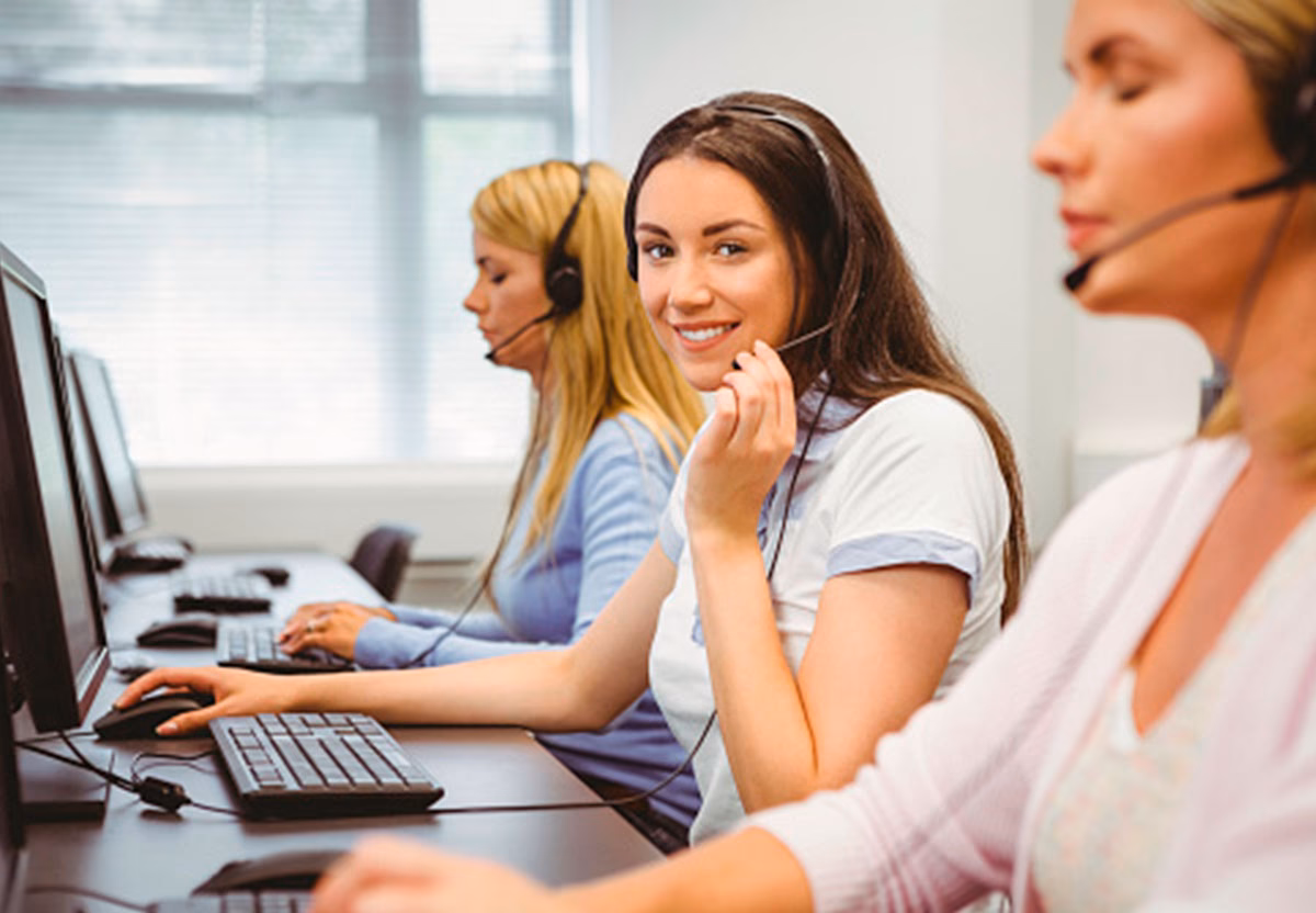 ¿Qué es un puesto de telemarketing?