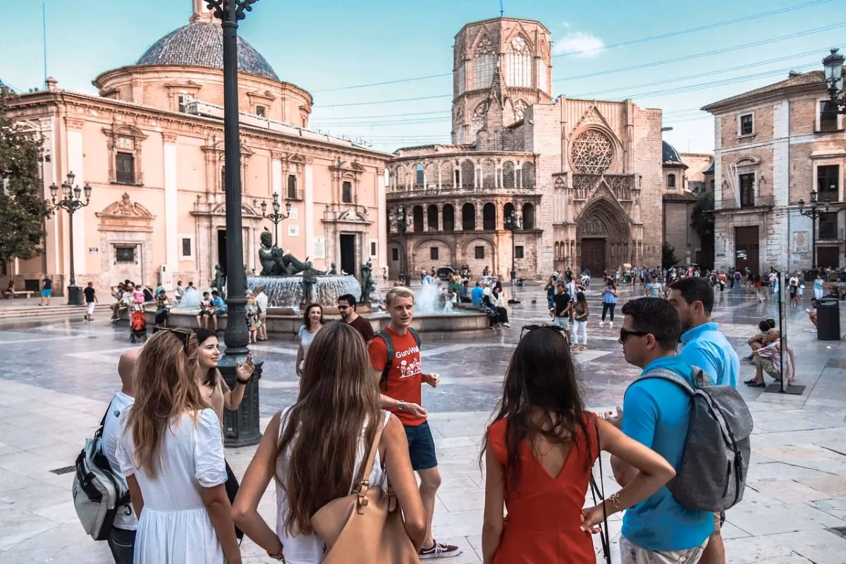 ¿Cómo se les paga a los coordinadores de viajes?