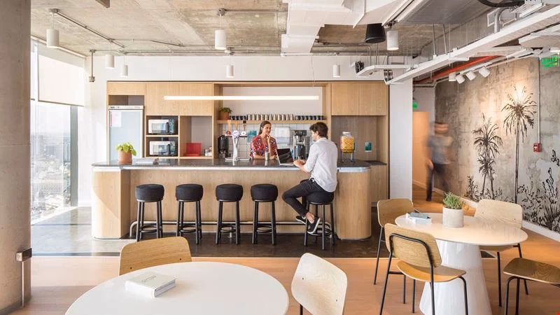 ¿Cuánto ganan en WeWork?