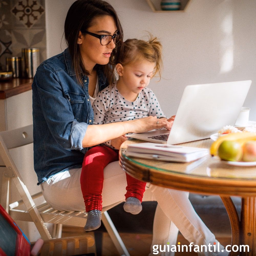 ¿Es mejor trabajar o cuidar a los hijos?