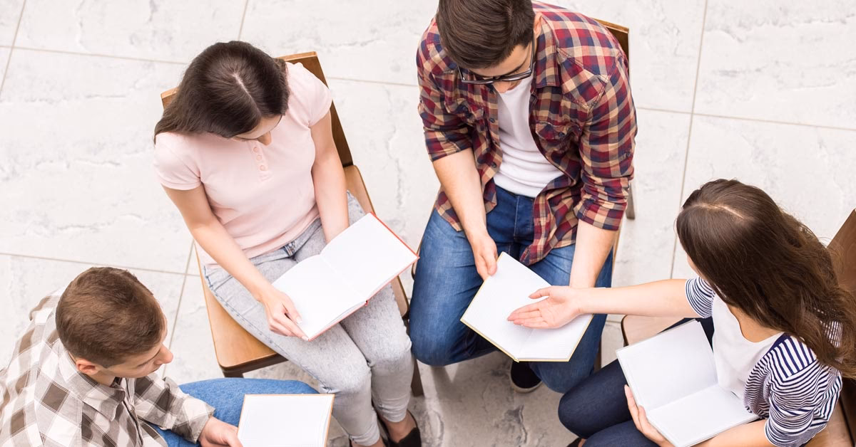 ¿Cómo se relaciona el trabajo social con la salud mental?